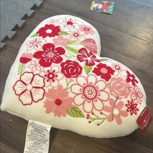 Heart-Shaped Floral Pillow-basically new with tags